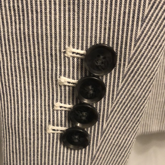 Ann Taylor Blue Seersucker 2 Button Blazer - Picture 4 of 6
